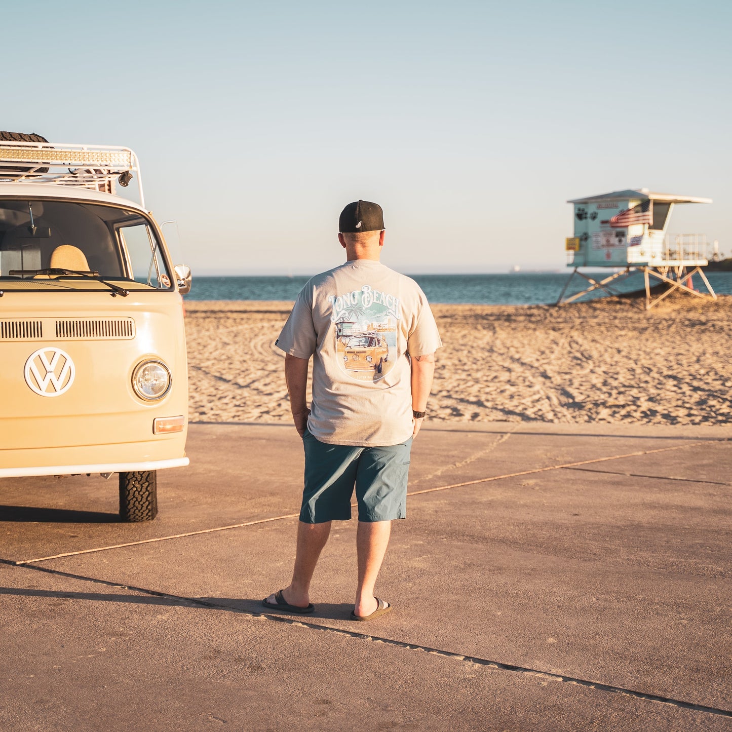 LB 1969 Bus Men's Sand T-Shirt