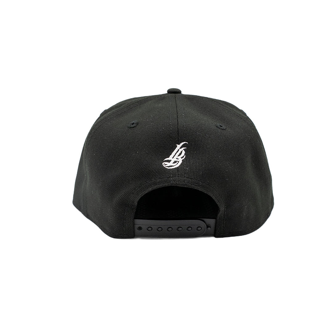 New Era 9FIFTY Cursive LB White on Black Snapback